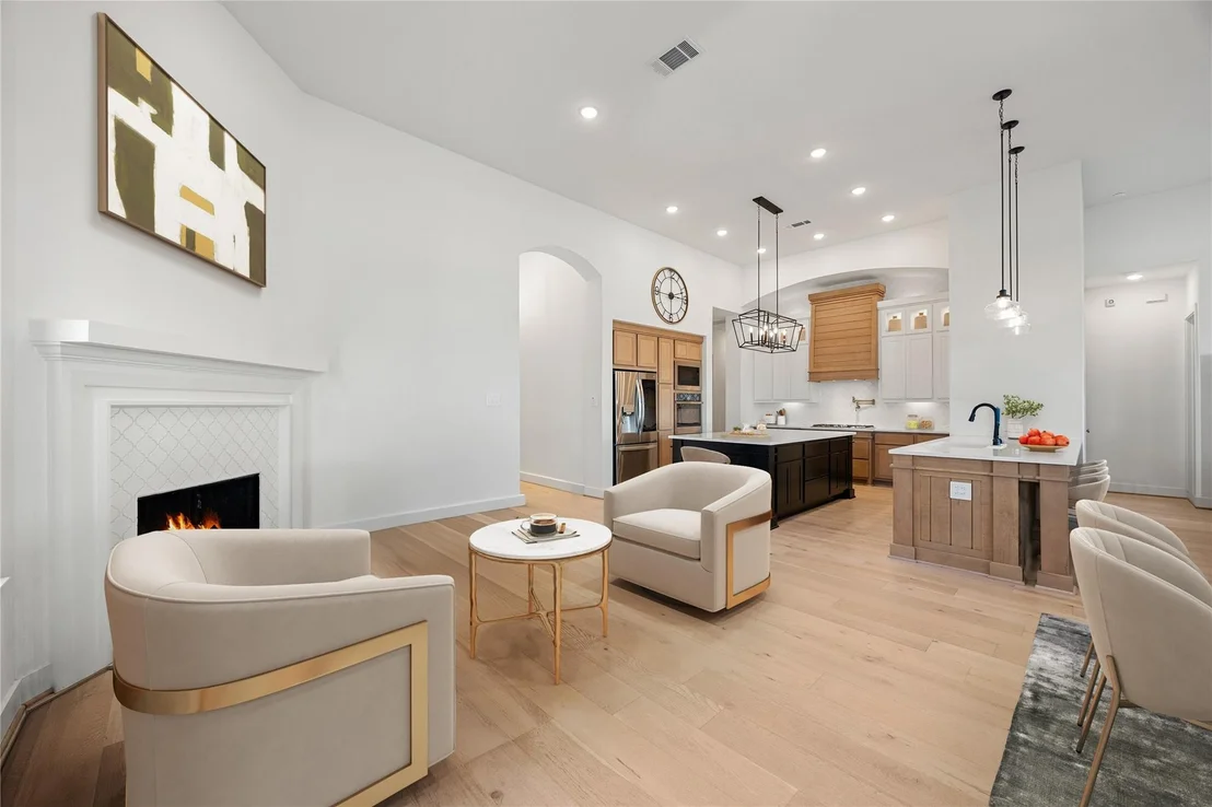 Photo of 31306 Crescent Hill Drive