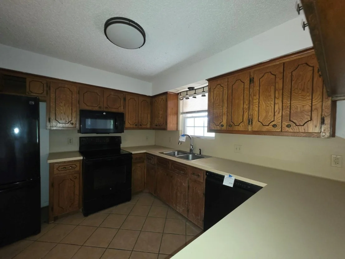 Photo of 2218 Hamman Road