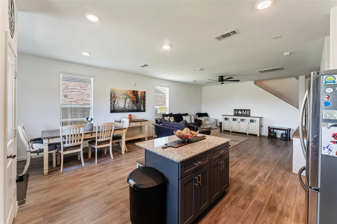 Photo of 21103 Sherrell Bay Drive