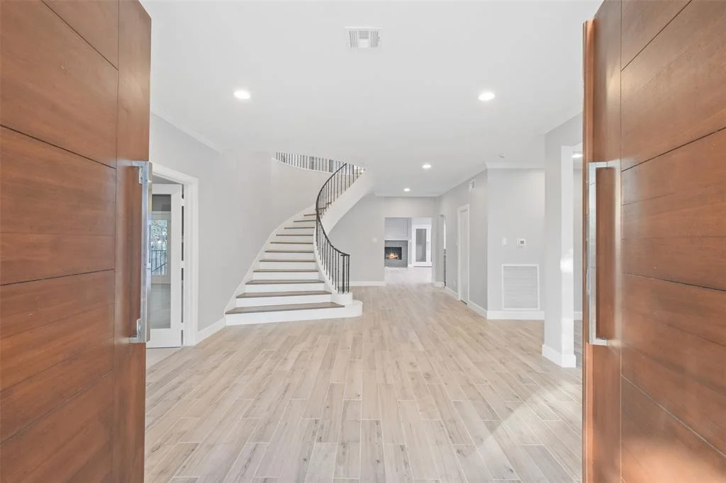 Photo of 5110 Contour Place