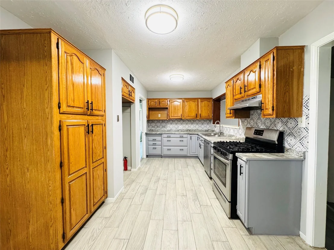 Photo of 7905 Turquoise Lane