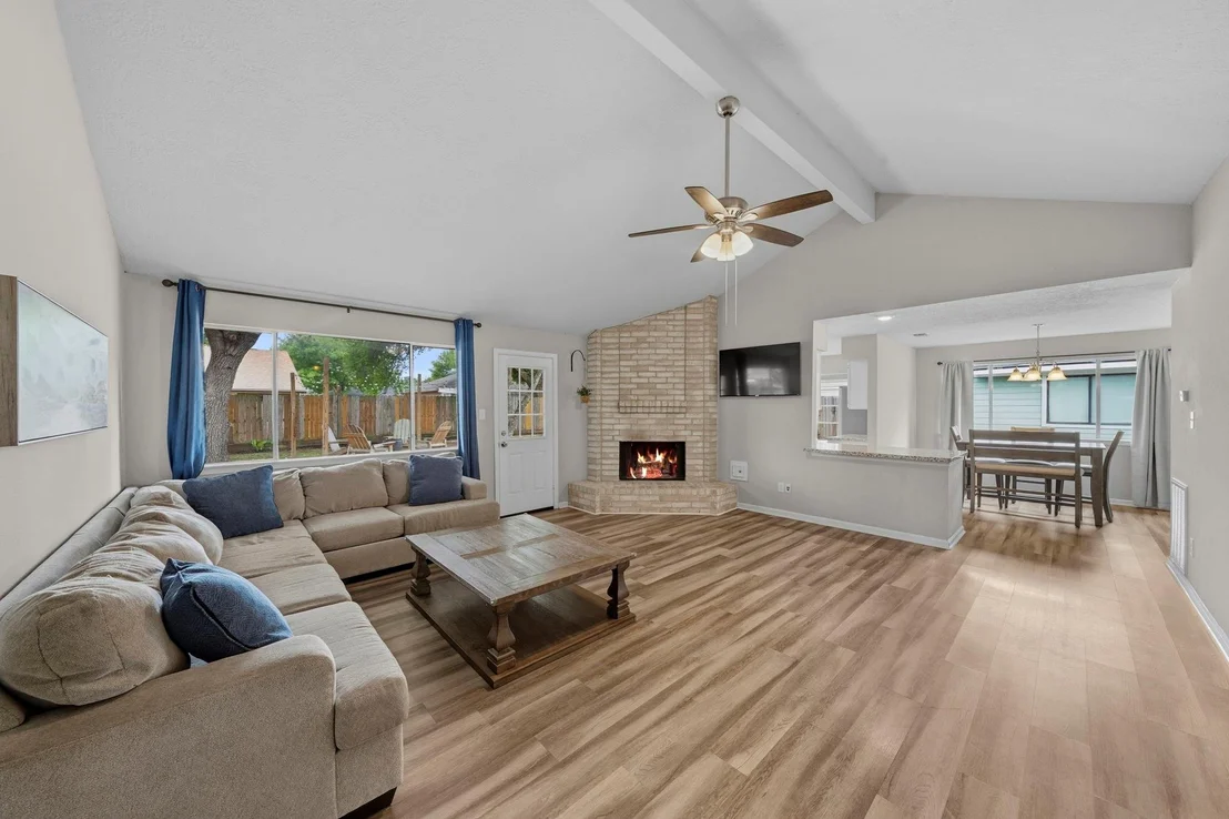 Photo of 7235 Sonnet Glen Lane