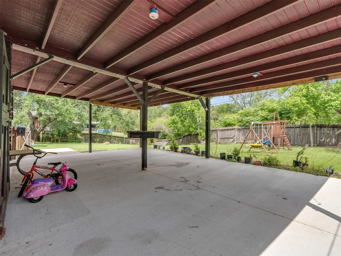 Photo of 7923 Glenview Drive