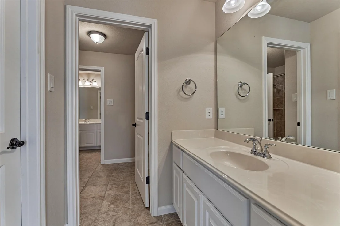 Photo of 25 Red Moon Place