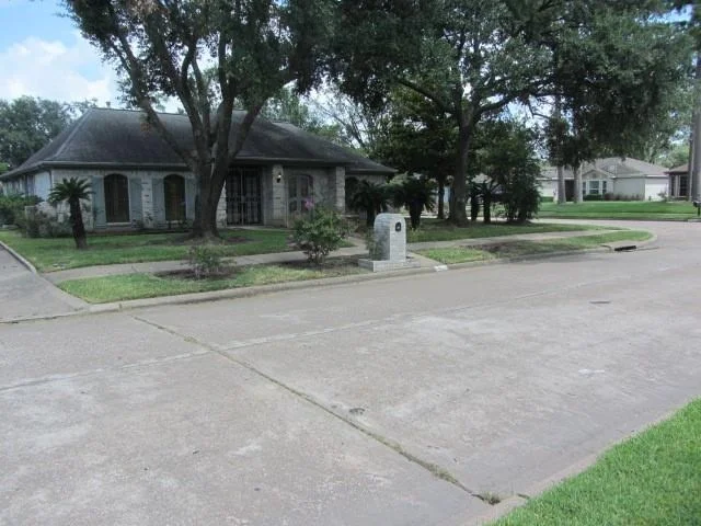 Photo of 331 Maybrook Drive