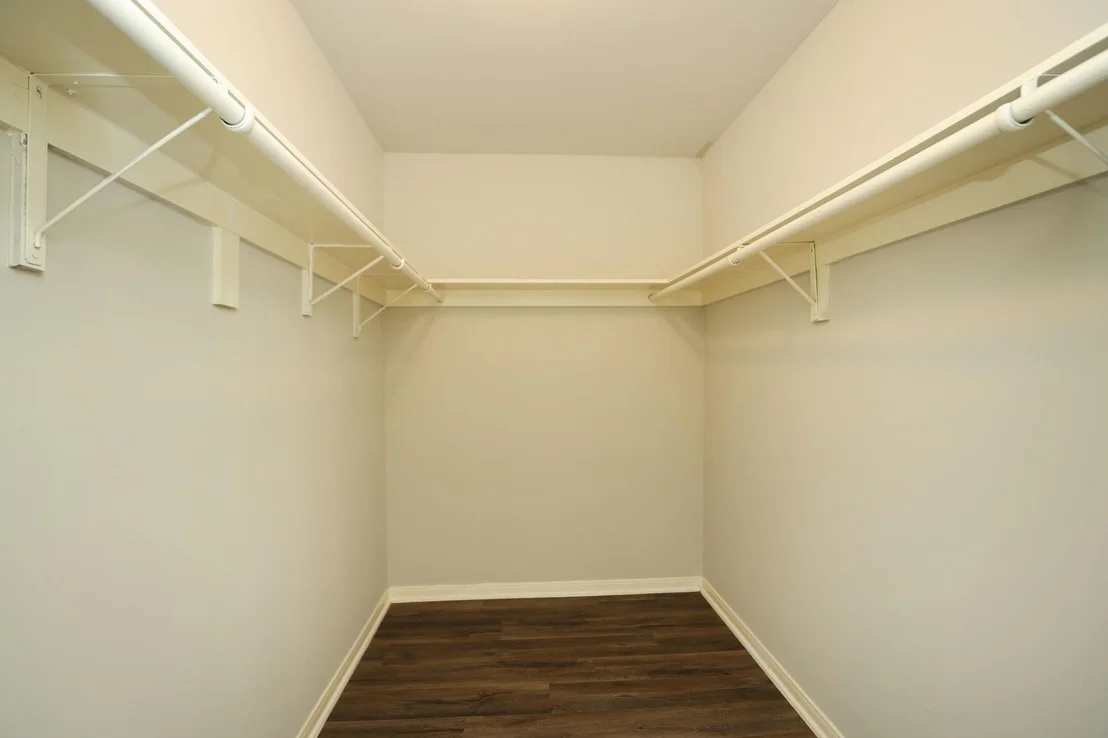 Photo of 815 Park Meadow Drive