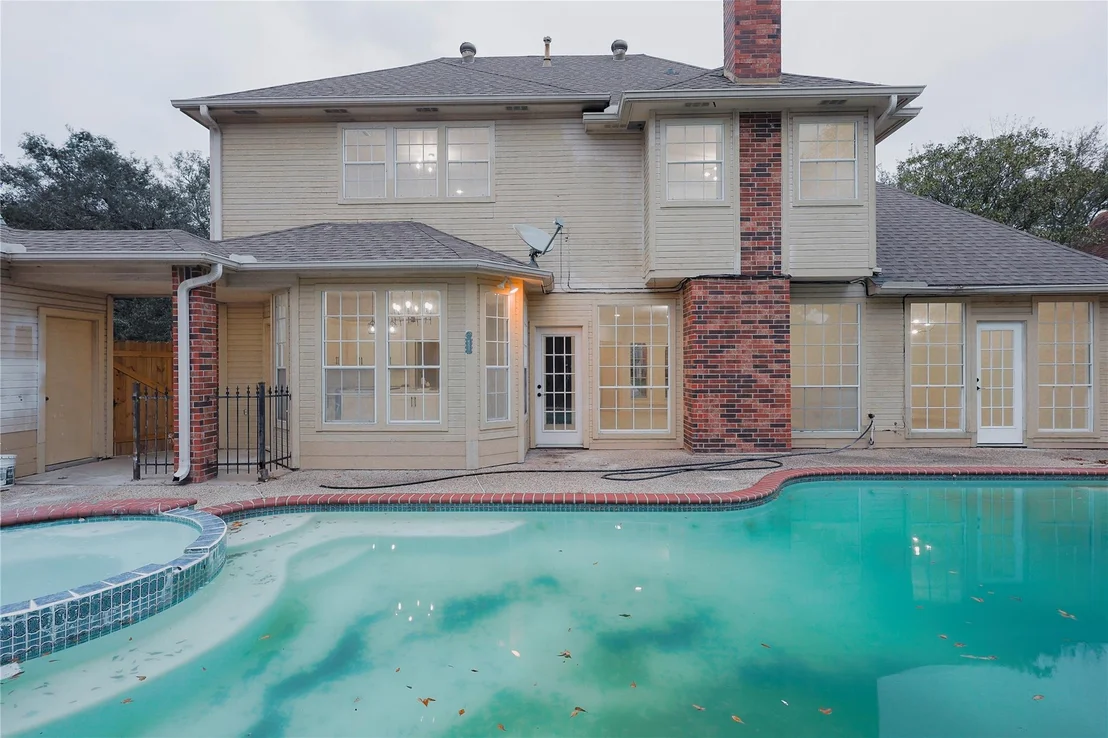Photo of 17527 Sandy Cliffs Drive