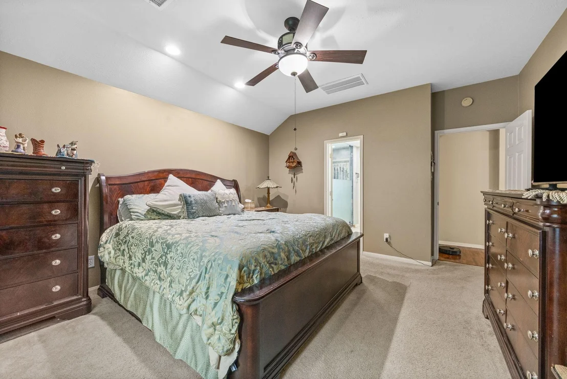 Photo of 6527 Harcourt Bridge Drive