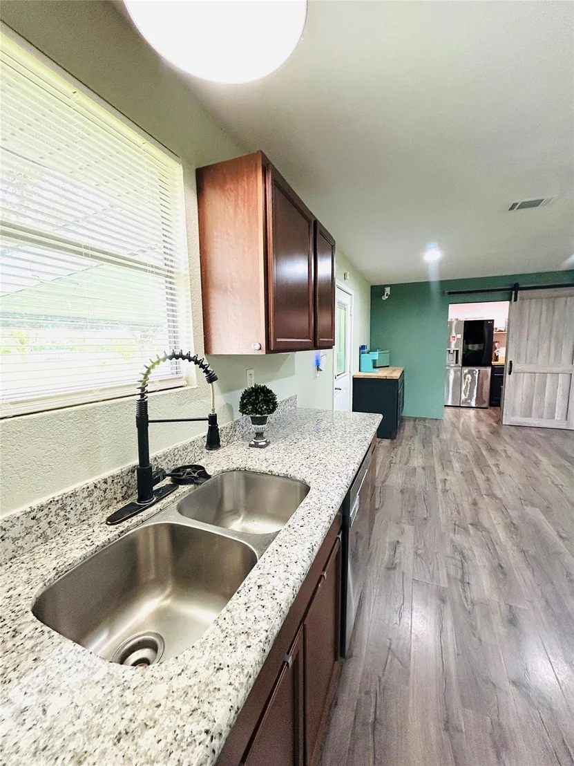 Photo of 7771 County Road 400