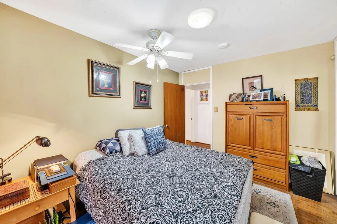 Photo of 5327 Valkeith Drive
