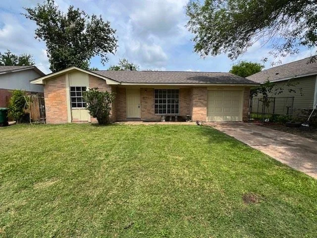 Photo of 12922 Claygate Drive
