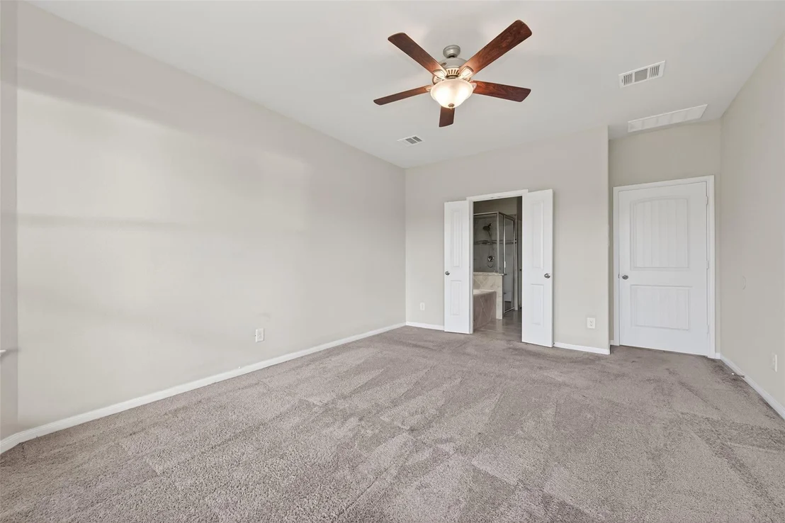 Photo of 3795 Lake Bend Shore Drive
