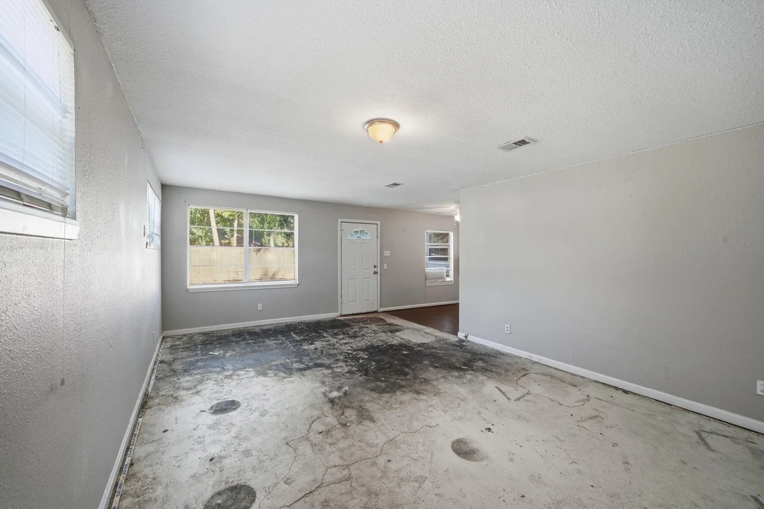 Photo of 710 Canary Circle
