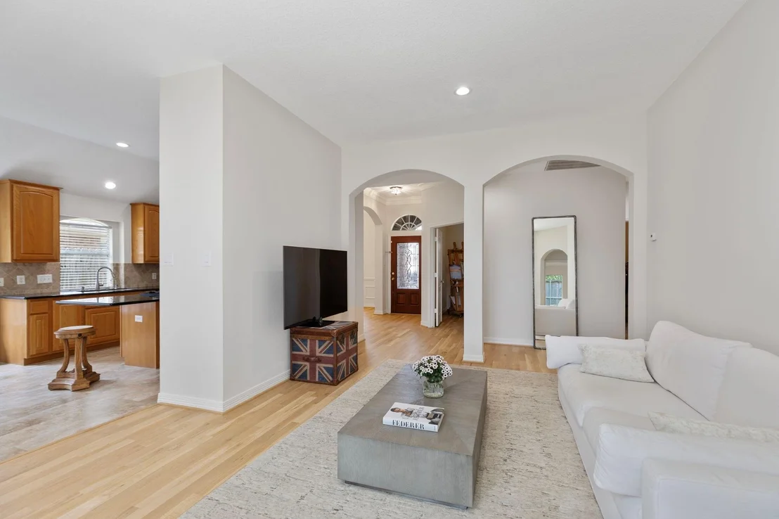 Photo of 18111 Brookes Bend