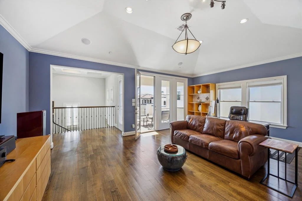 Photo of 19 Southside Circle