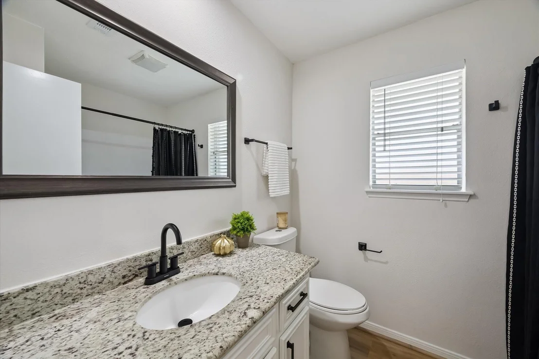 Photo of 16023 Cavendish Drive
