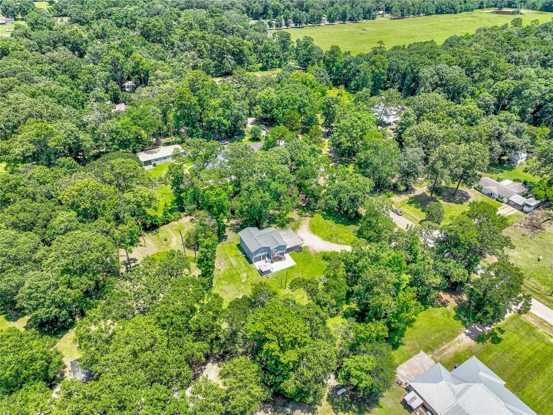 Photo of 445 County Road 3183 Road