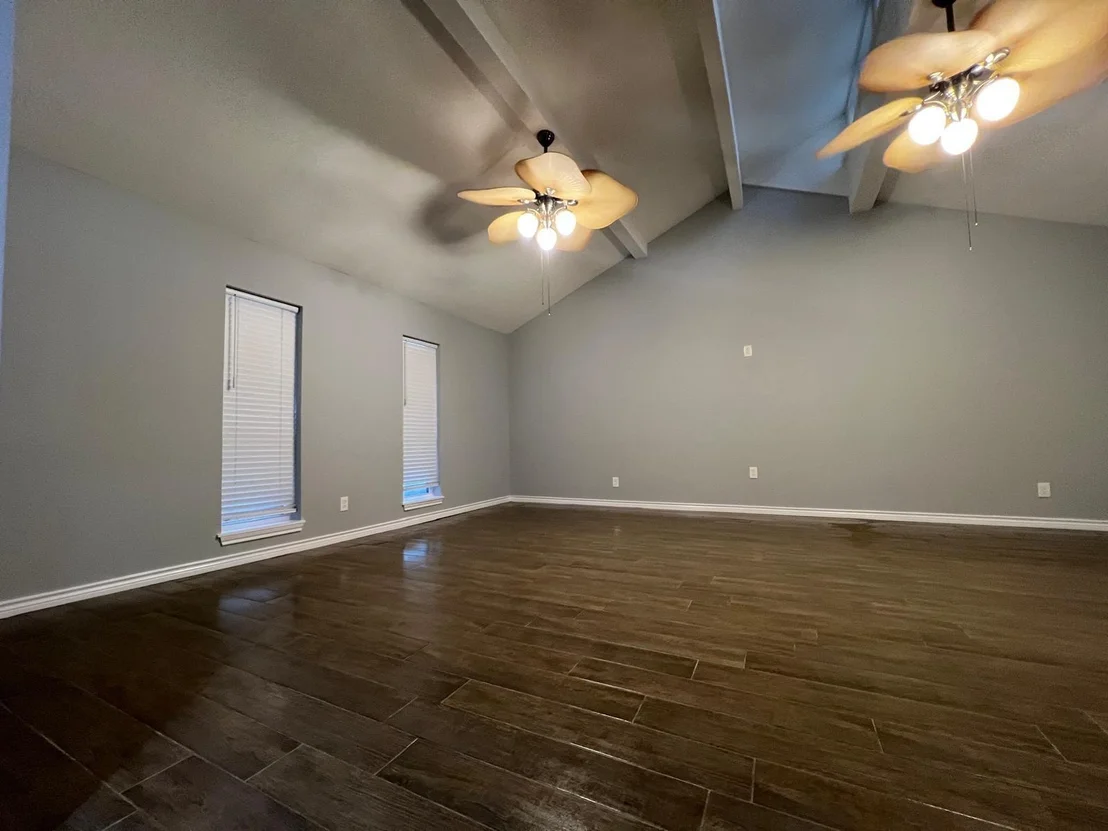 Photo of 807 Shell Avenue