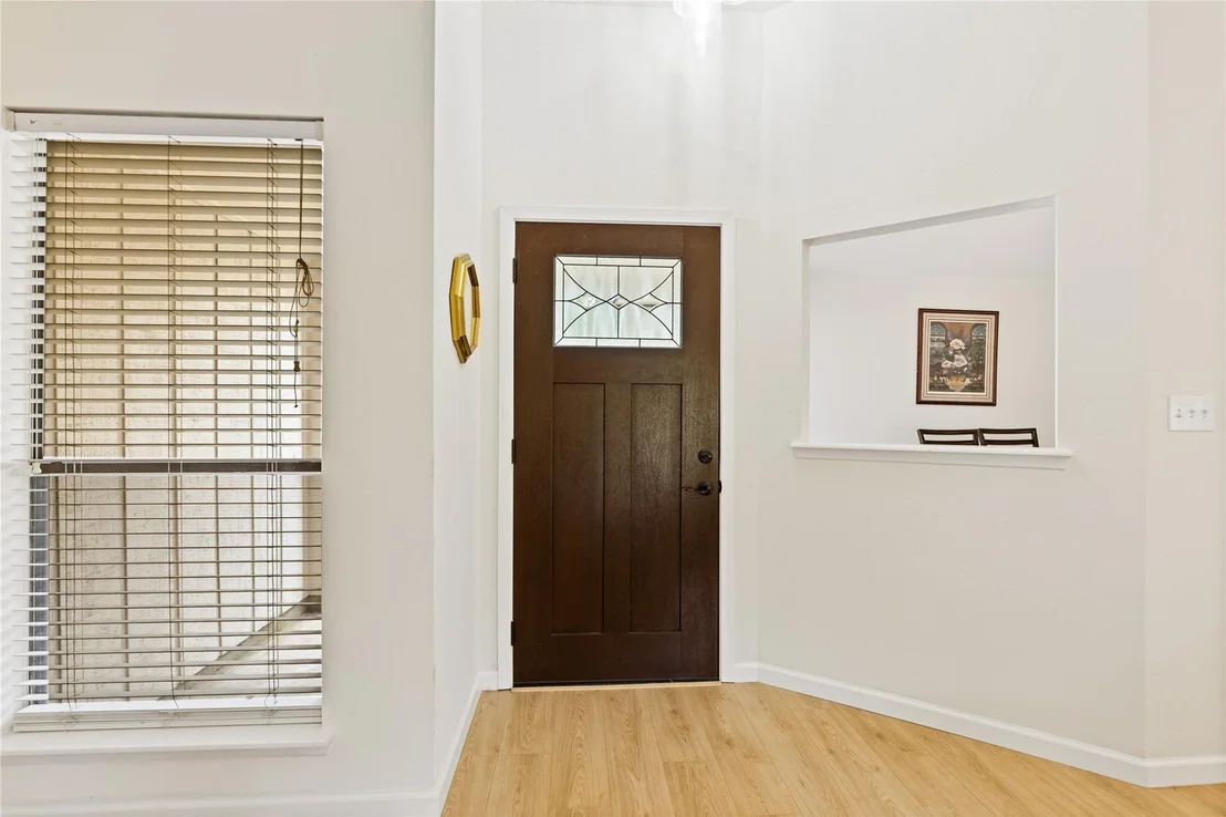 Photo of 9719 Orangevale Drive