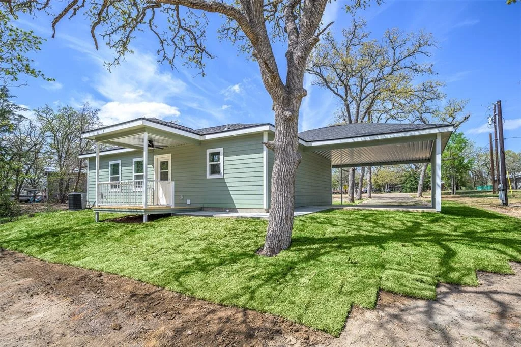 Photo of 303 Apache Drive S