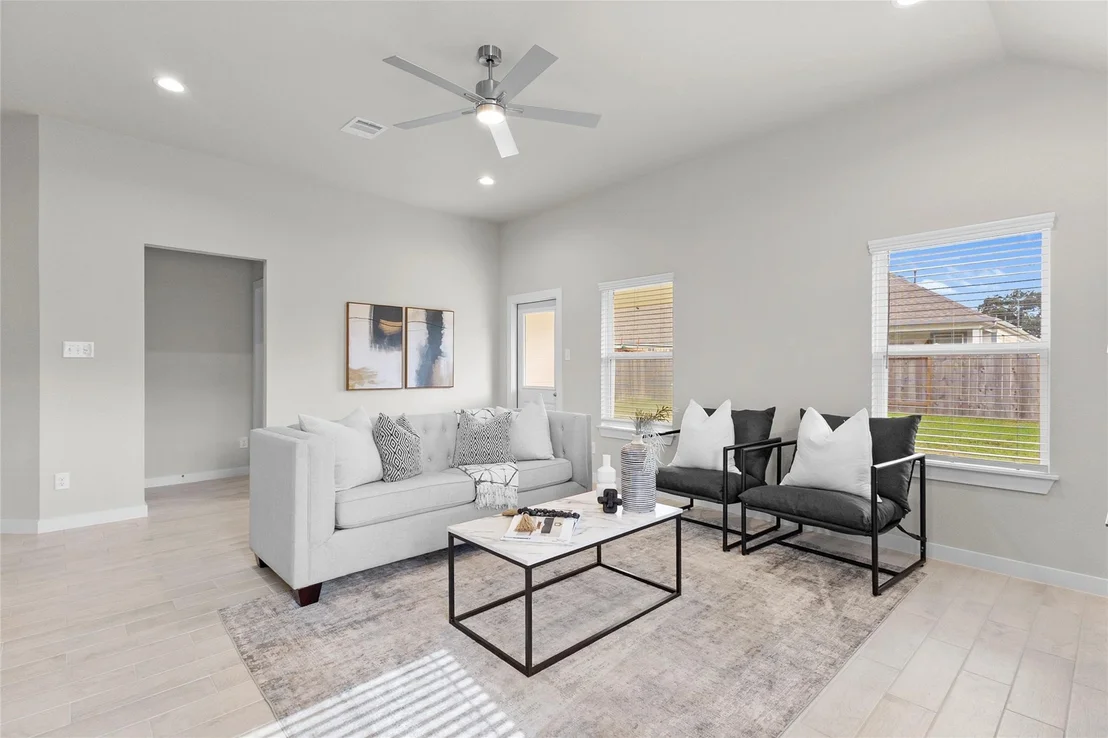 Photo of 5643 Silverleaf Oak Lane