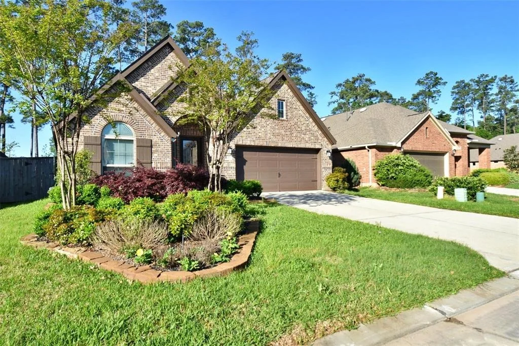 Photo of 221 Red Petal Way