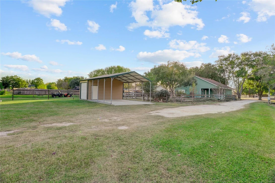 Photo of 2075 Lomax School Road