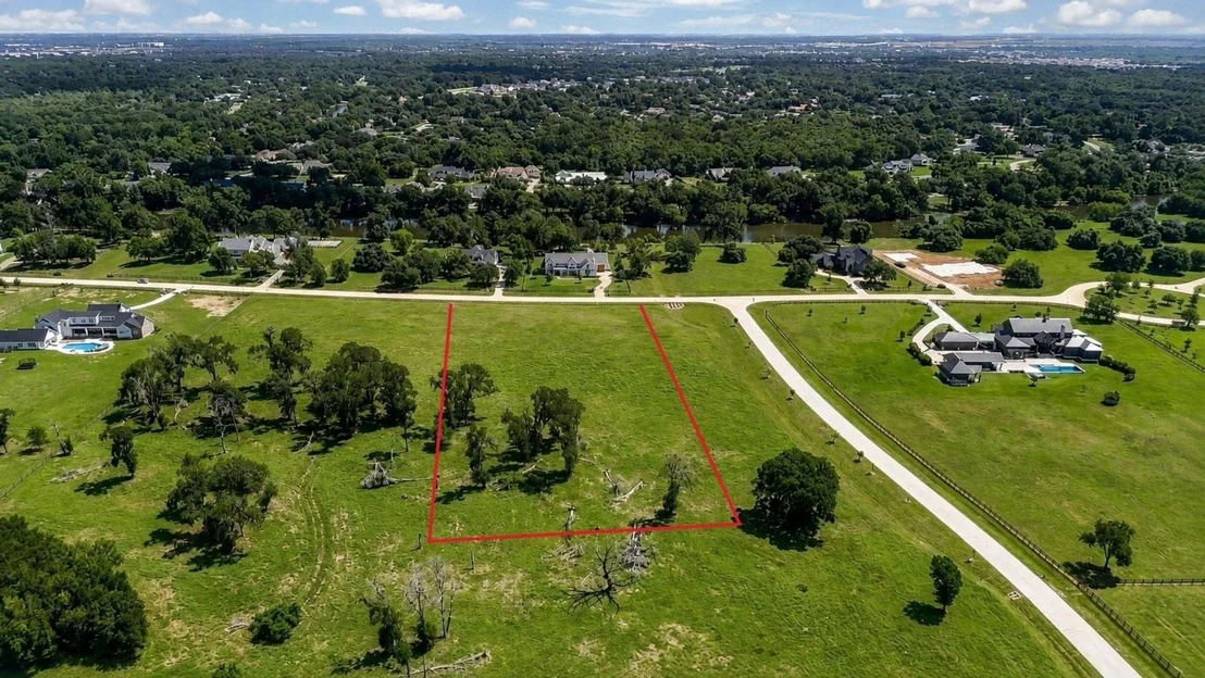 Photo of 30810 Riverlake Road