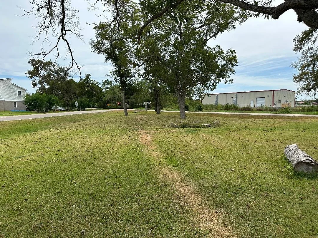 Photo of 304 Edgewater Drive