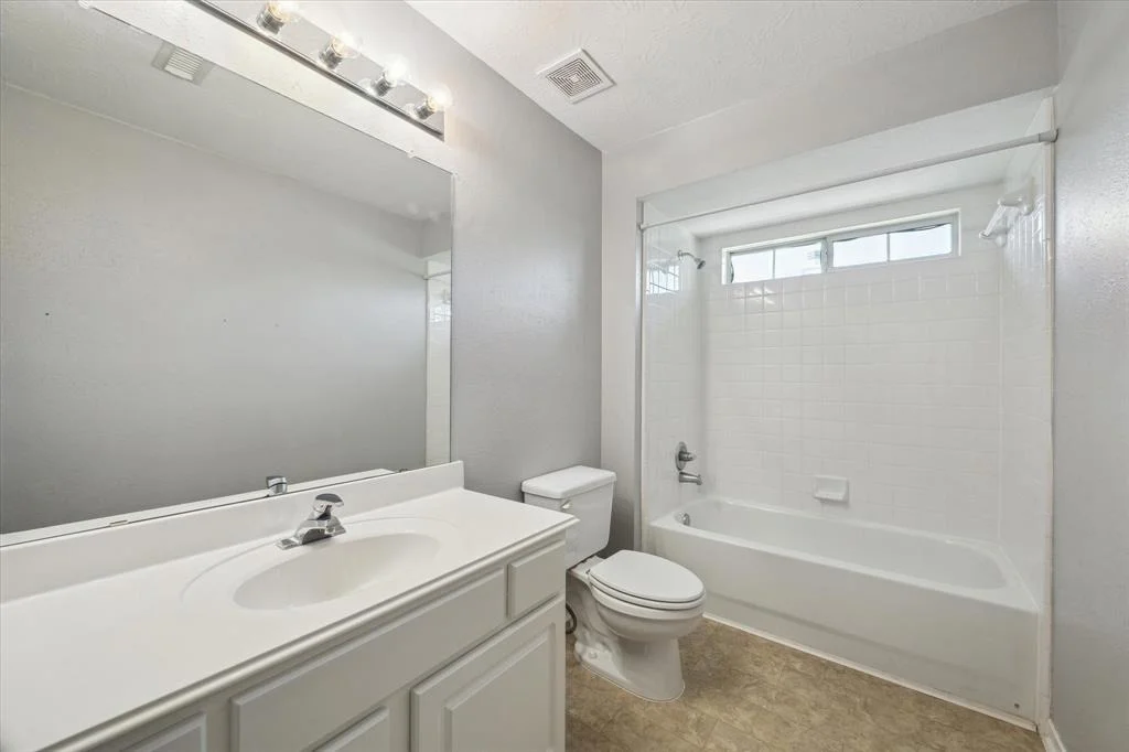 Photo of 3433 Bay Breeze Drive