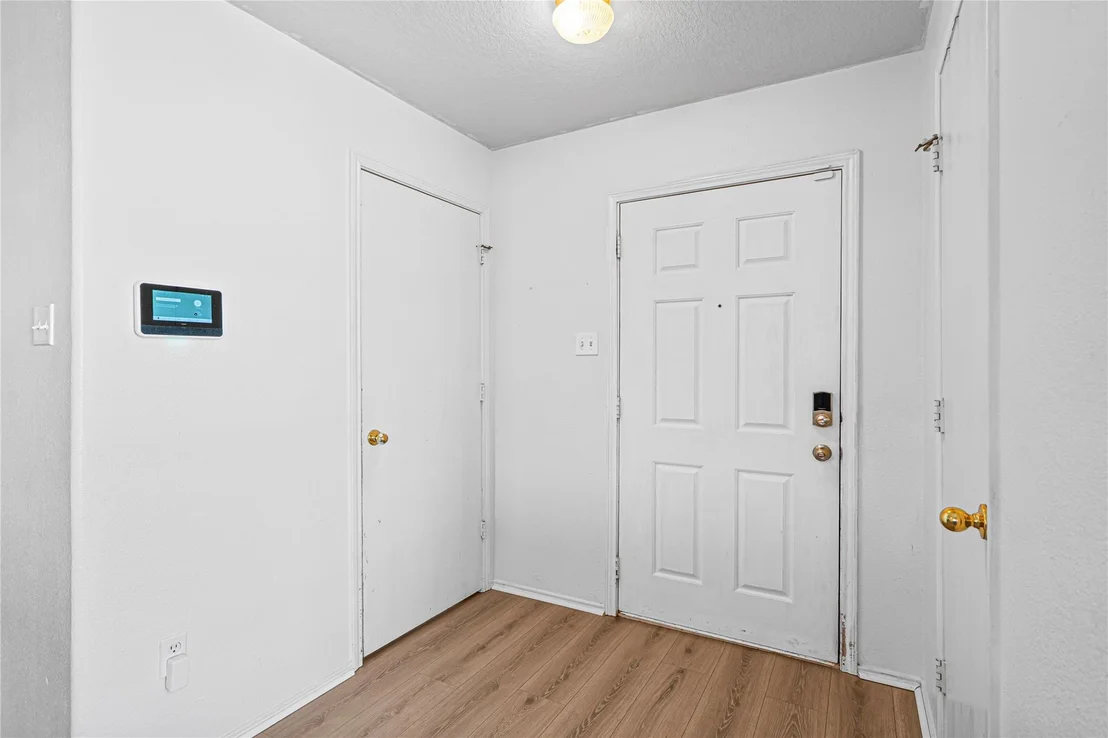 Photo of 2211 Pine Croft Drive