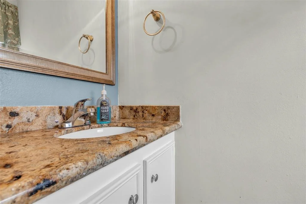 Photo of 8115 Winding Oak Lane