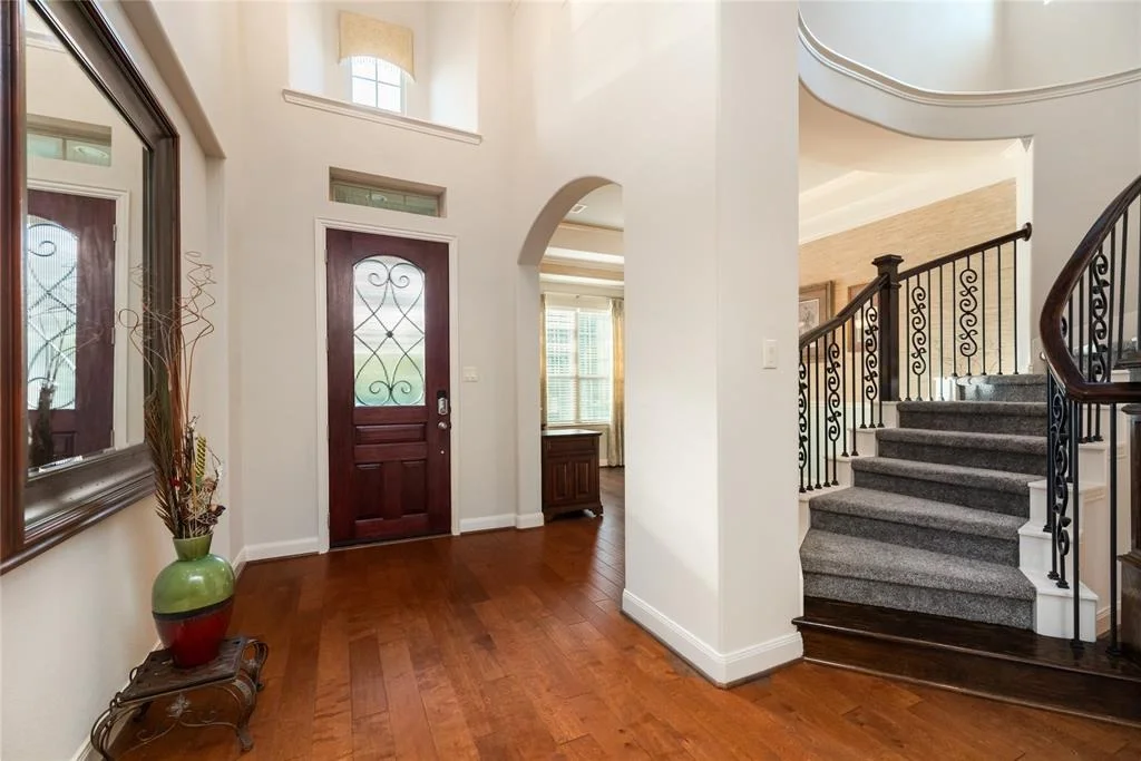 Photo of 523 Rolling Brook Lane
