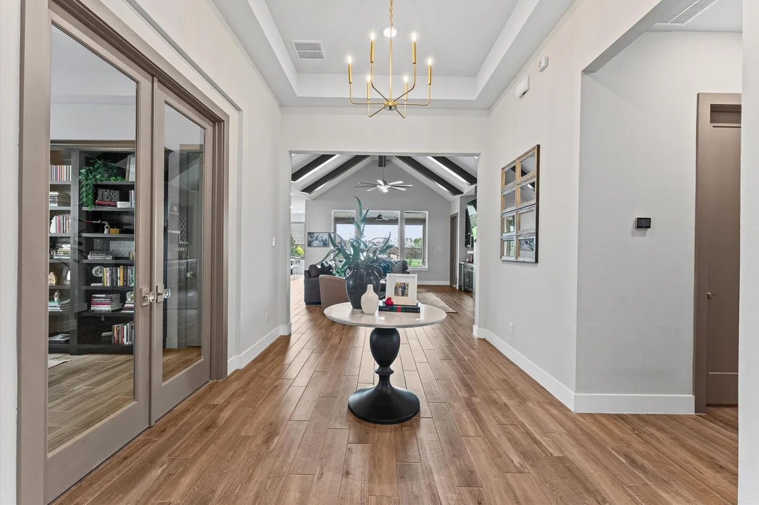 Photo of 9502 Lakeside Arbor