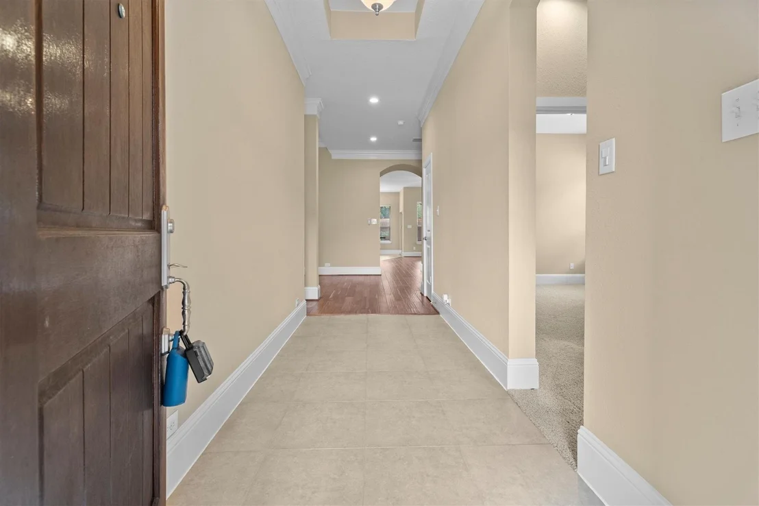 Photo of 8603 Crescent Valley Lane