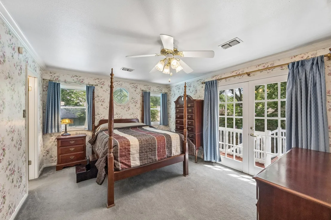 Photo of 1003 Eagle Lake Road