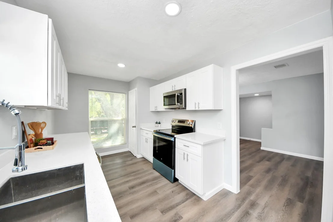 Photo of 14623 Lorne Drive