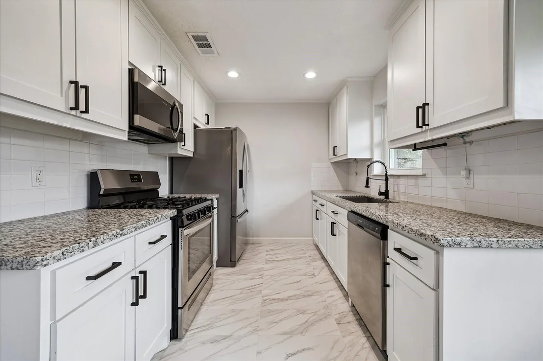 Photo of 9707 Lawngate Drive