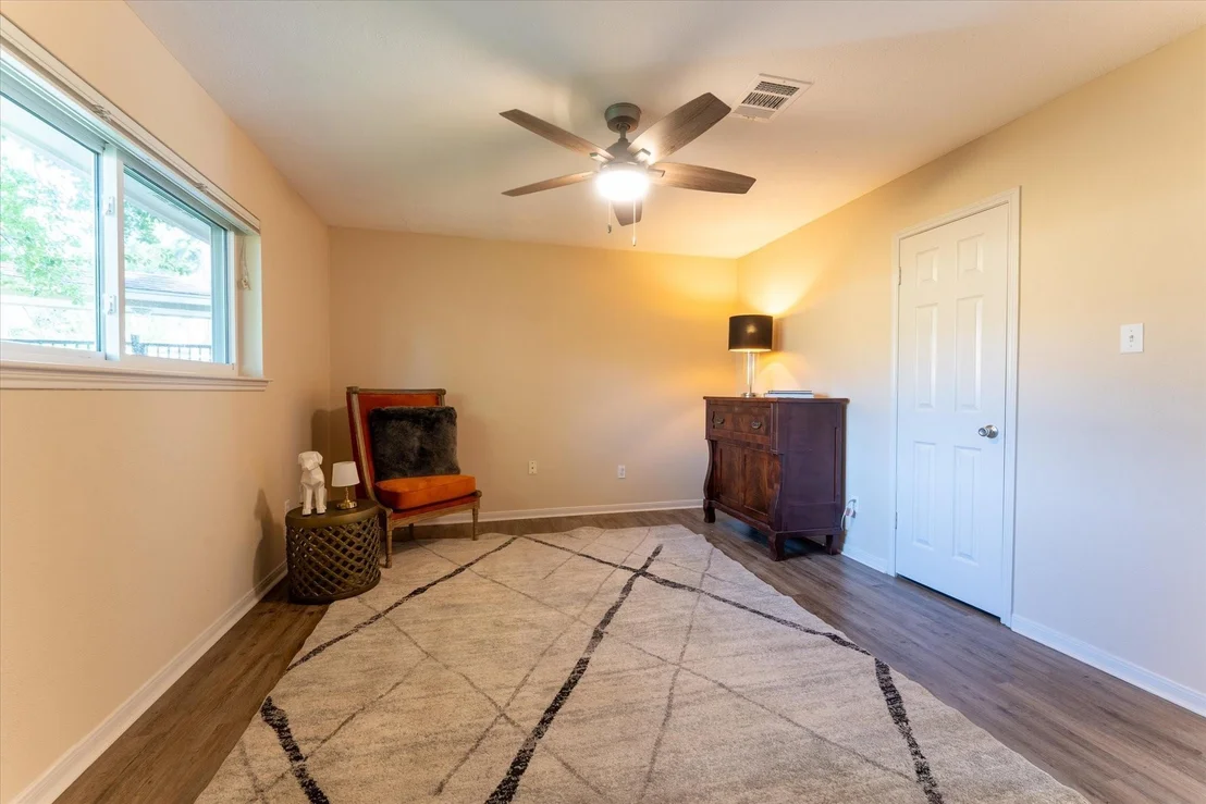 Photo of 25019 Barmby Drive