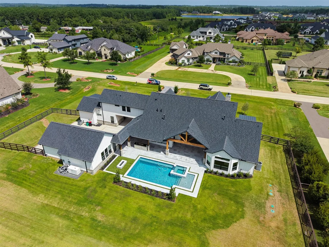 Photo of 8 Little Sorrell Court