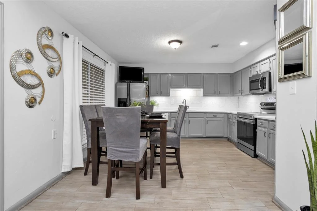 Photo of 23406 Dew Wood Lane