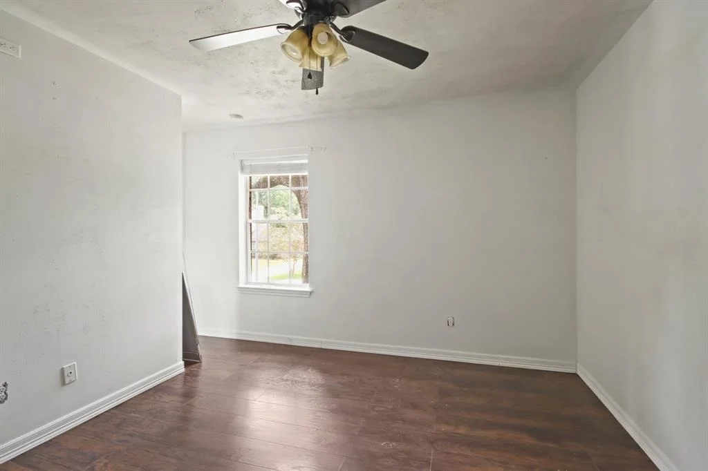 Photo of 2211 Willow Point Drive