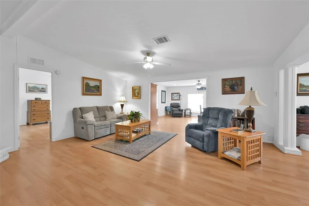Photo of 250 Bowling Road