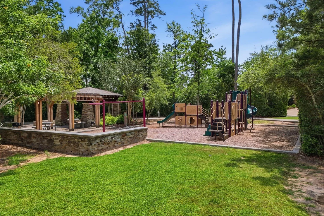 Photo of 82 S Rocky Point Circle