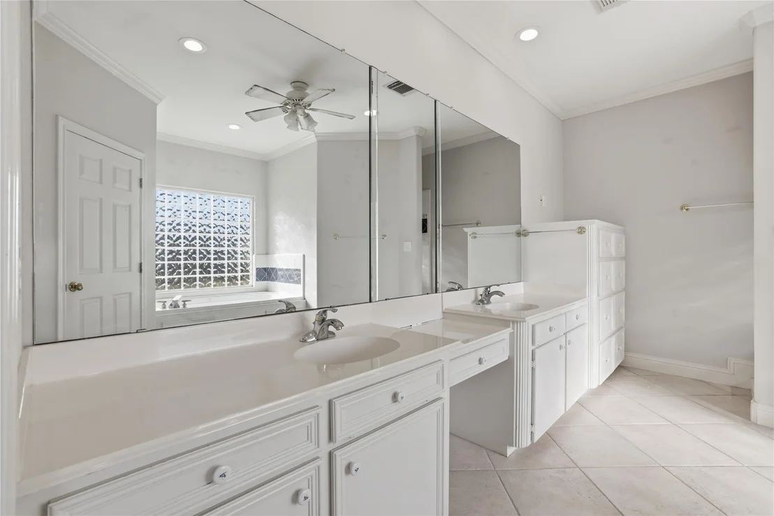 Photo of 414 Westerly