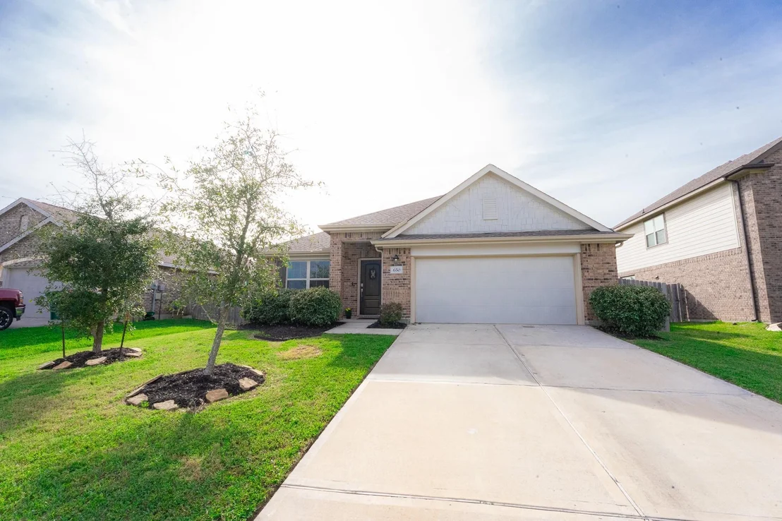 Photo of 650 Harbor Colony Lane