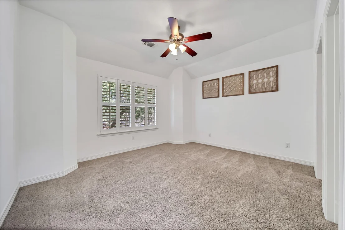 Photo of 15122 Windsdowne Lane