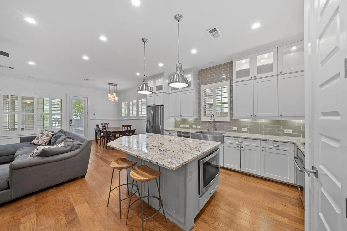 Photo of 17031 Seminole Ridge Drive