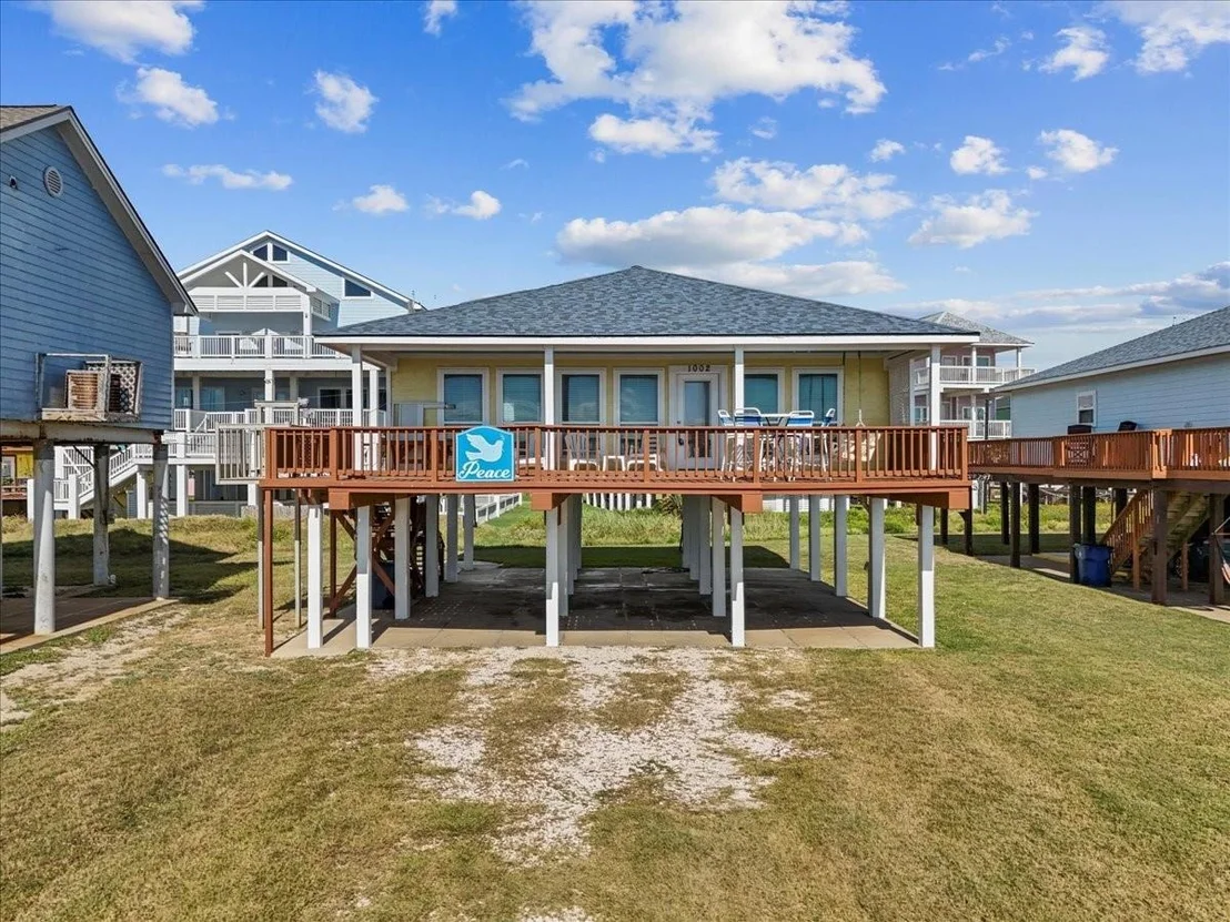 Photo of 1002 Beach Drive