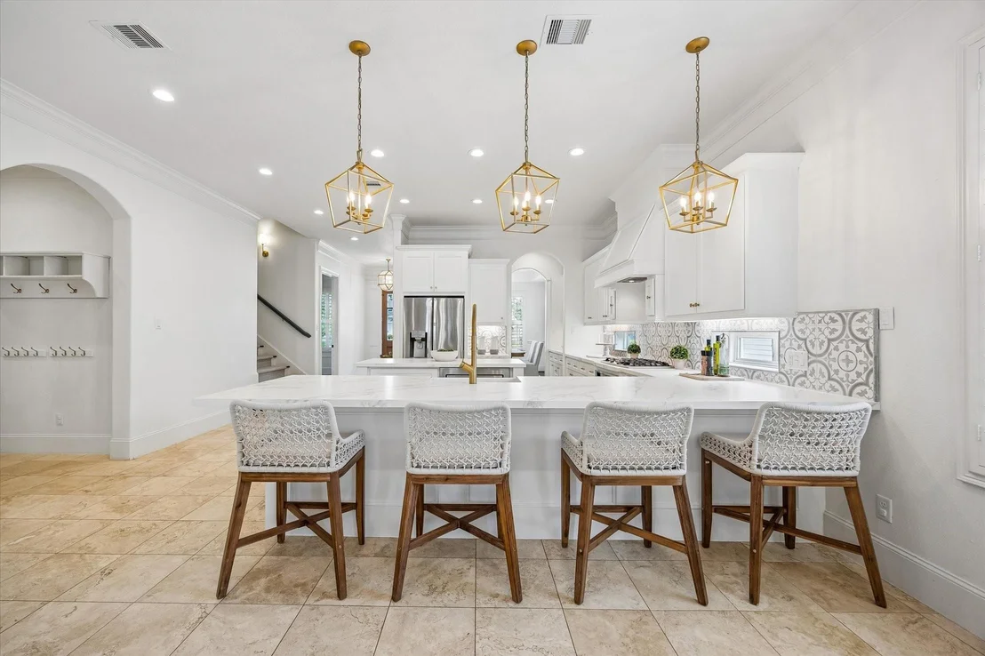 Photo of 1235 Thornton Road
